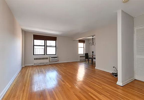 4th image of 137-05 Franklin Ave APT 4H