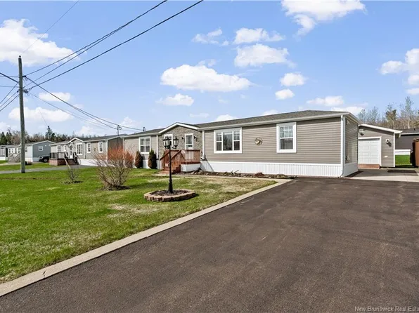 267 Bonaventure, Shediac, NB E4P 0G9