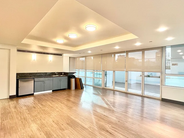 909 Kapiolani Blvd #1601 — Photo 44