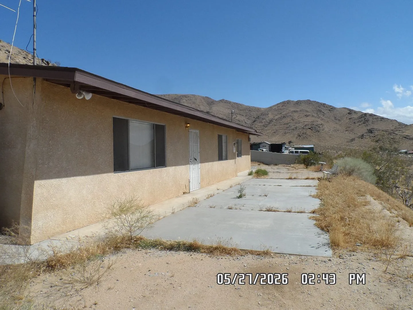 2 Bedrooms, 1.5 Bathrooms, 2 Car Garage, 973 sq. ft., View of Victor Valley, Storage Shed — Photo 4