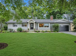 28 Reynolds Road, Glen Cove, NY 11542