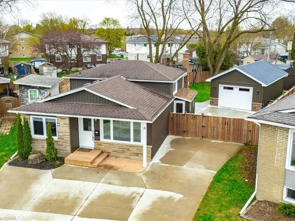 31 Aspen Cres, Woolwich, ON N3B 1J7