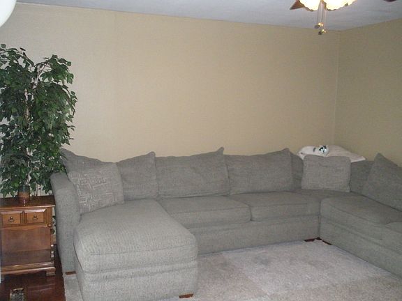 2nd image of 2400 Hackney Dr