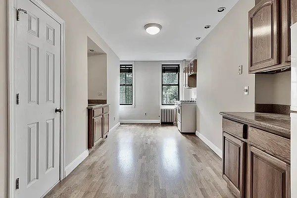 Rented by Compass | media 20