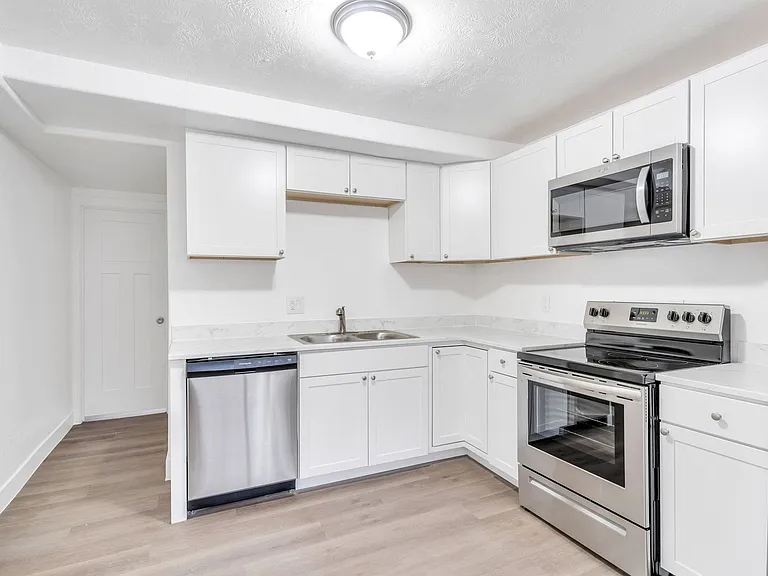 1794 W Shannon Cir — Photo 20