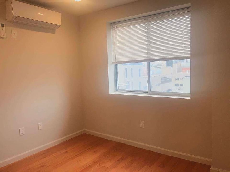 1st image of 92 Canal St #7C