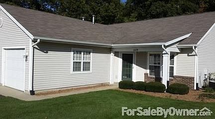 2nd image of 3379 Clear Vista Ct NE