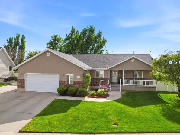 1816 E River Bottom Rd, Springville, UT 84663