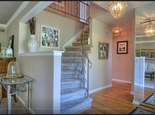 653 Dartmouth Dr, Rochester Hills, MI 48307