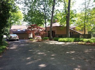 2601 Geyerwood Ct, Grove City, OH 43123