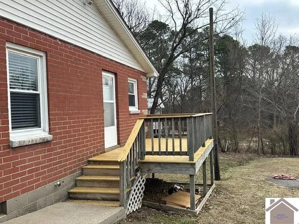 1511-1513 Walnut St, Benton, KY 42025