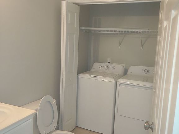5th image of 27 Braiden Manor Rd #27
