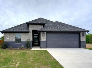 816 Tesslynn Ave, Godley, TX 76044
