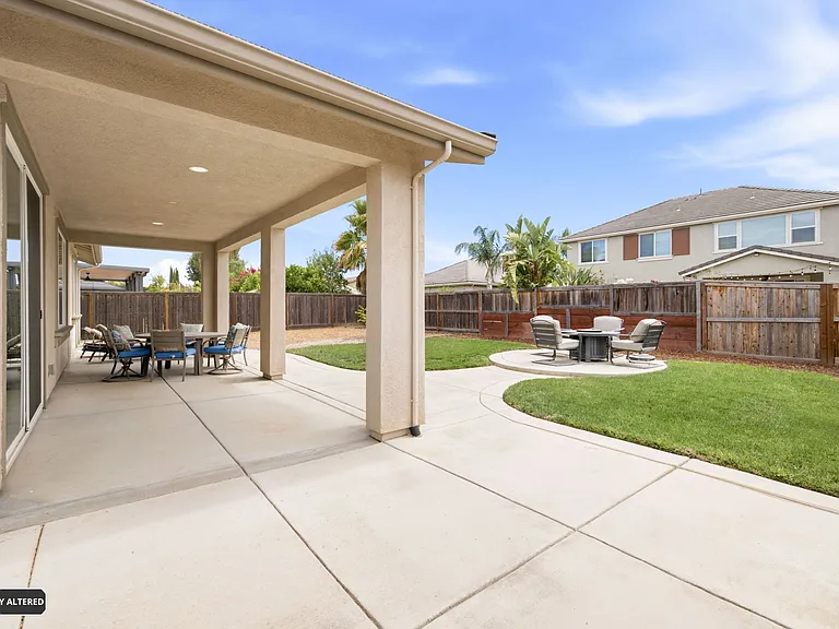 8600 Arcos Way — Photo 25
