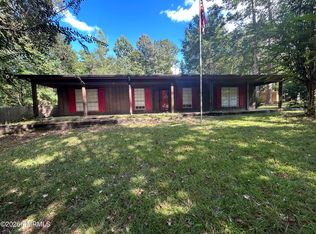 5824 Oak St, Meridian, MS 39305