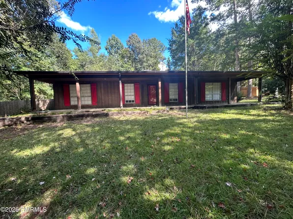 5824 Oak St, Meridian, MS 39305