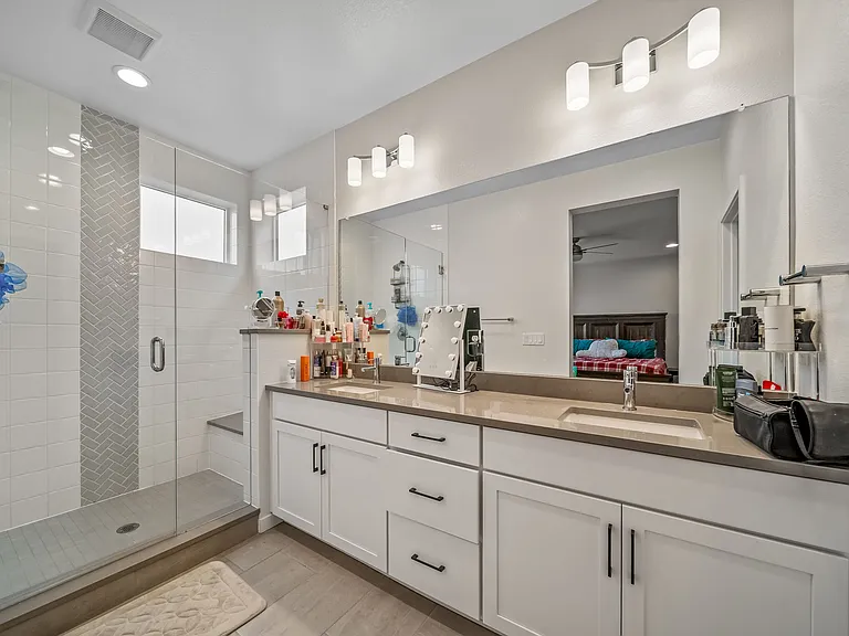 Master Bathroom - second floor
