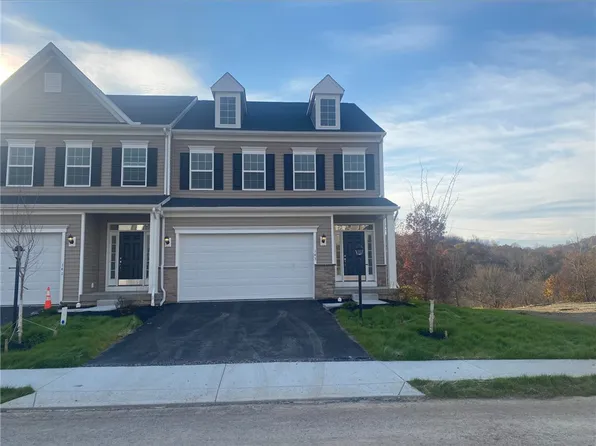 143 Sweetwater Dr, Coraopolis, PA 15108
