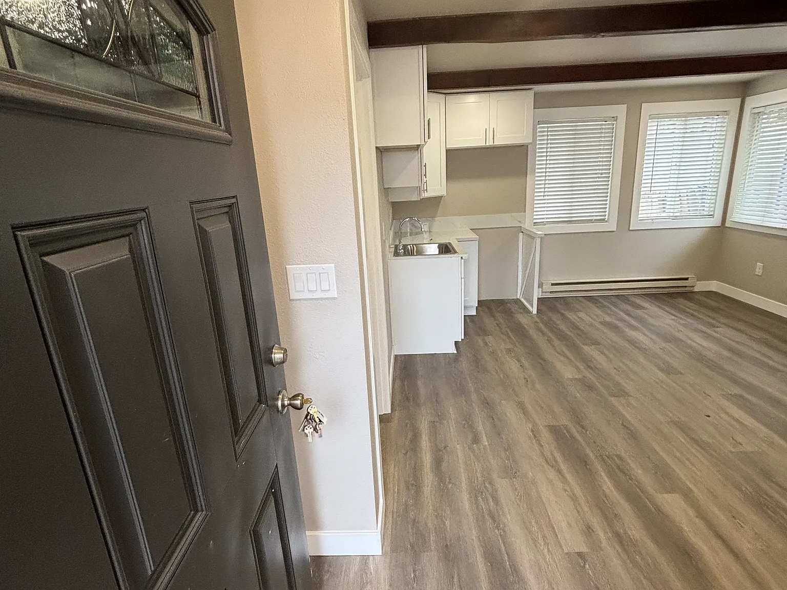 Studio, 500 sqft, $1,250 — Photo 4
