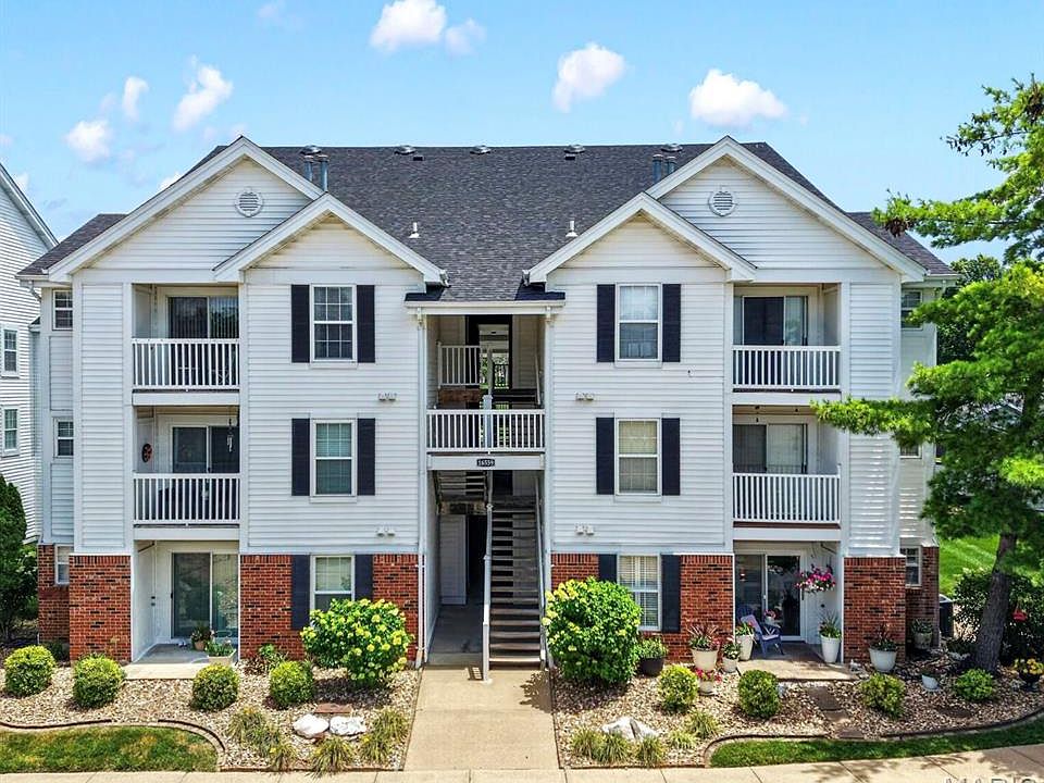 1st image of 16559 Victoria Crossing Dr Unit A