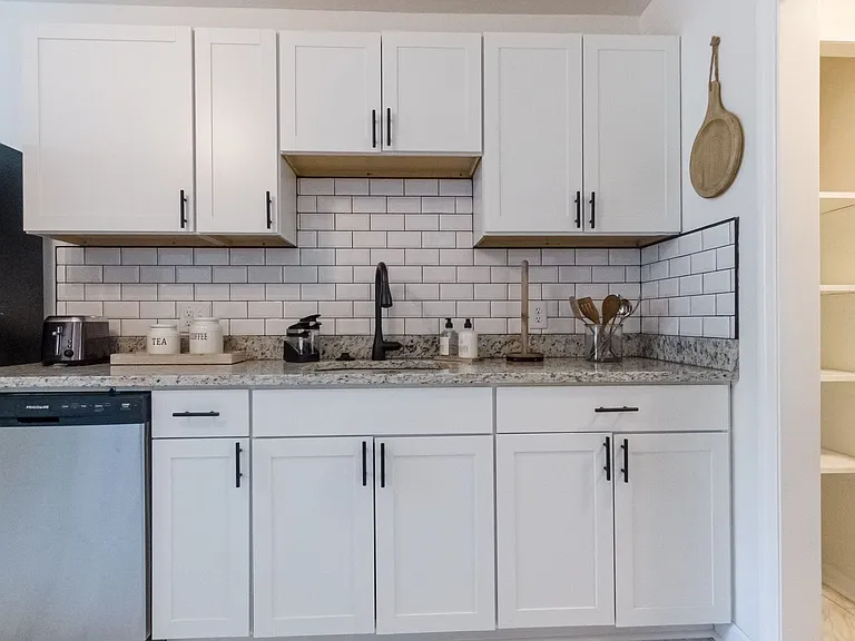 1421 Colin Kelly Dr — Photo 25