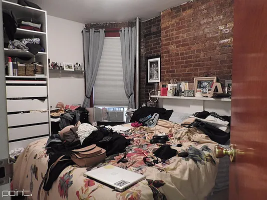 Rented by Point NYC | media 38