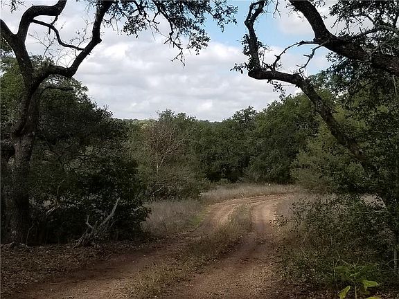 3rd image of 101 Allison Ln