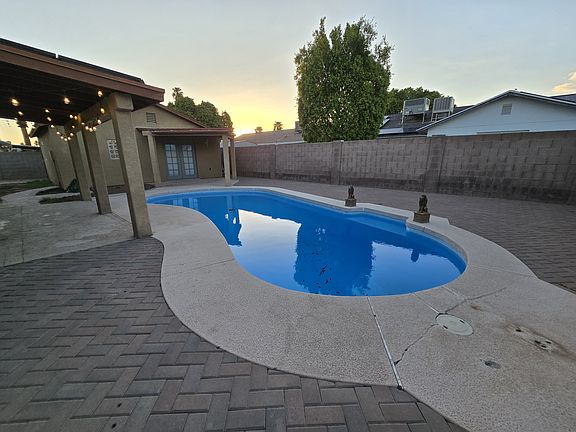 2nd image of 3420 W Campo Bello Dr