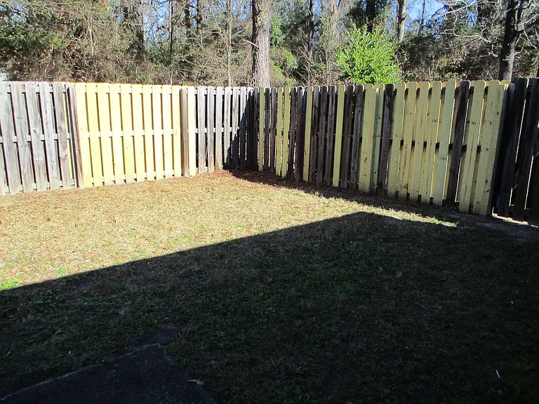 1219 Long Point Dr — Photo 16