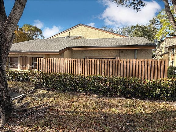 3rd image of 11535 SW 109th Rd #22A