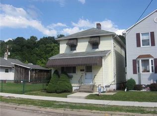 1332 5th Ave, Ford City, PA 16226