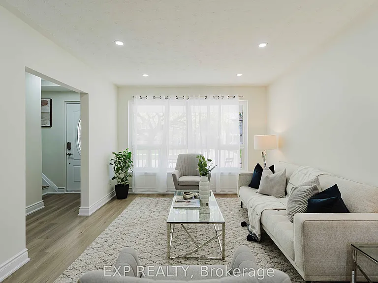 78 Woodfern Dr — Photo 12