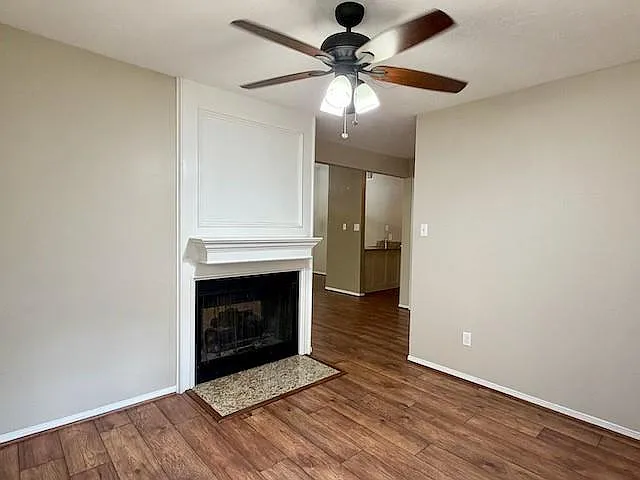 3602 Chapel Square Dr — Photo 11