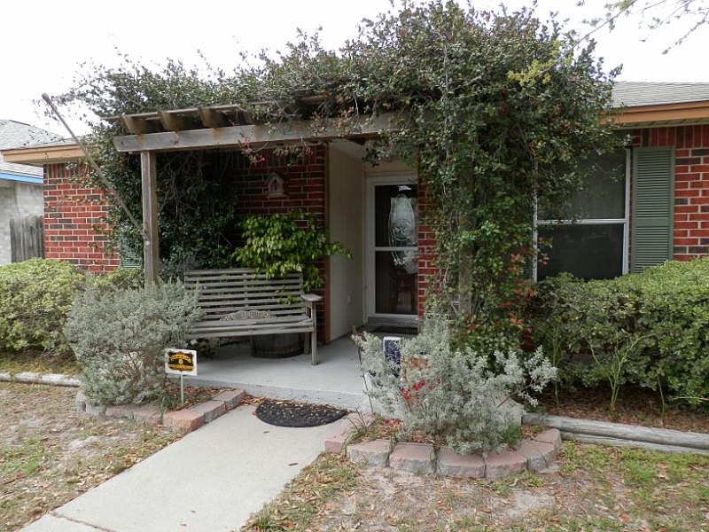 1st image of 110 Wendi Ln