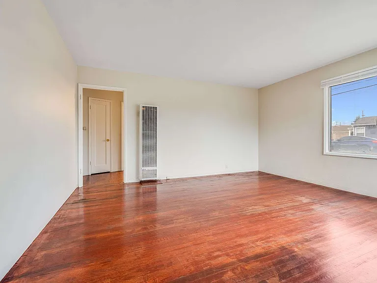 358 Bristol Blvd #358 — Photo 4