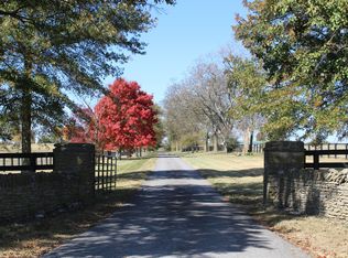 491 Elizabeth Station Rd, Paris, KY 40361