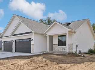 317 Willow St, Pardeeville, WI 53854