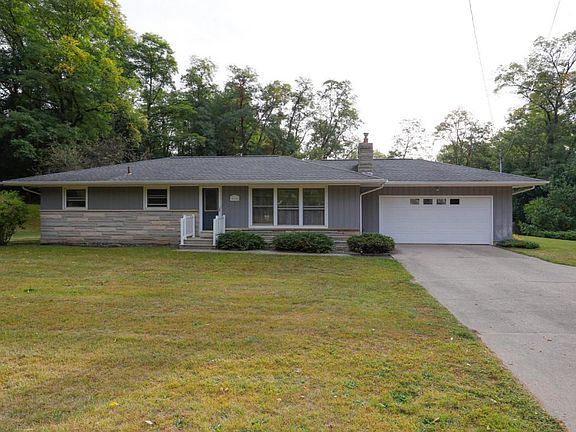 14546 6 1-2 Mile Rd-102