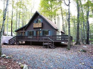 217 Beech Ln, Pocono Lake, PA 18347