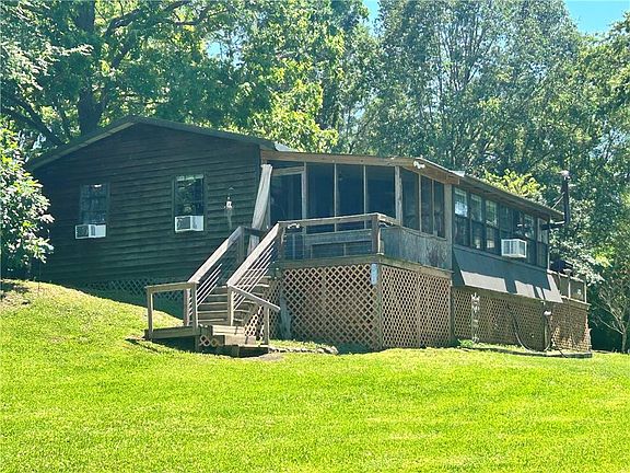 2nd image of 126 Bill Stringer Rd