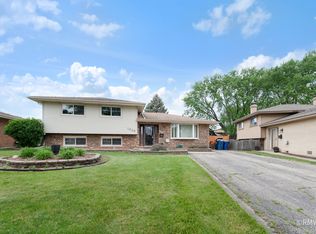 1236 N Fischer Dr, Addison, IL 60101