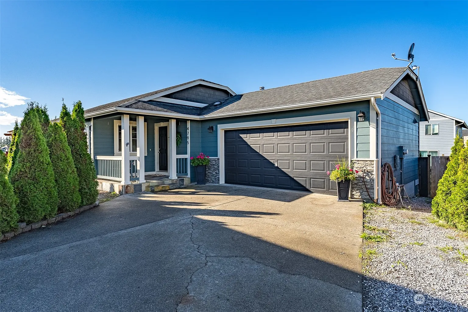 4795 Oyster Drive photo 1
