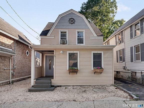3rd image of 44 Wood Avenue
