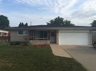 11134 Kentfield Dr, Sterling Heights, MI 48312