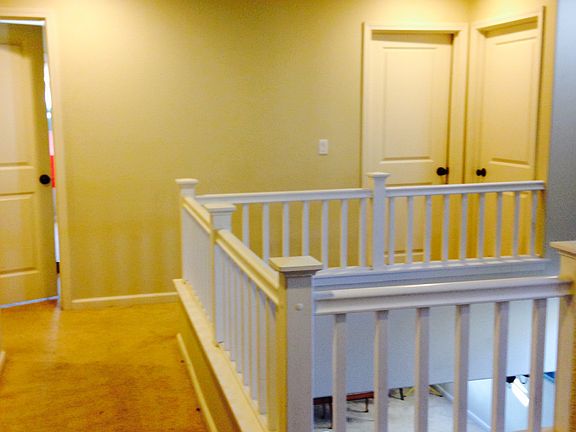3rd image of 368 Mountain Meadows Dr