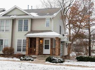 700 W Side Dr, Iowa City, IA 52246