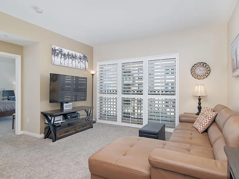 450 J St #4291 — Photo 5