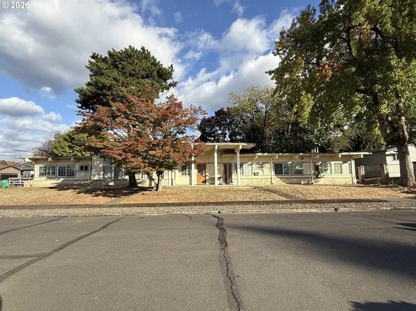 2324 SE 102nd Ave, Portland, OR 97216