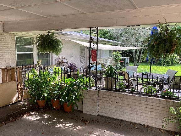 4th image of 701 Beverly Dr