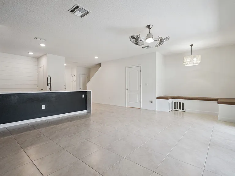 9030 Carlotta Way — Photo 5